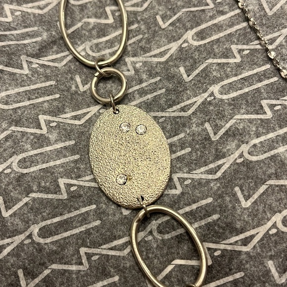 SALE!!! NWOT GUESS LONG CHAIN NECKLACE 🔥🔥 - Picture 7 of 7